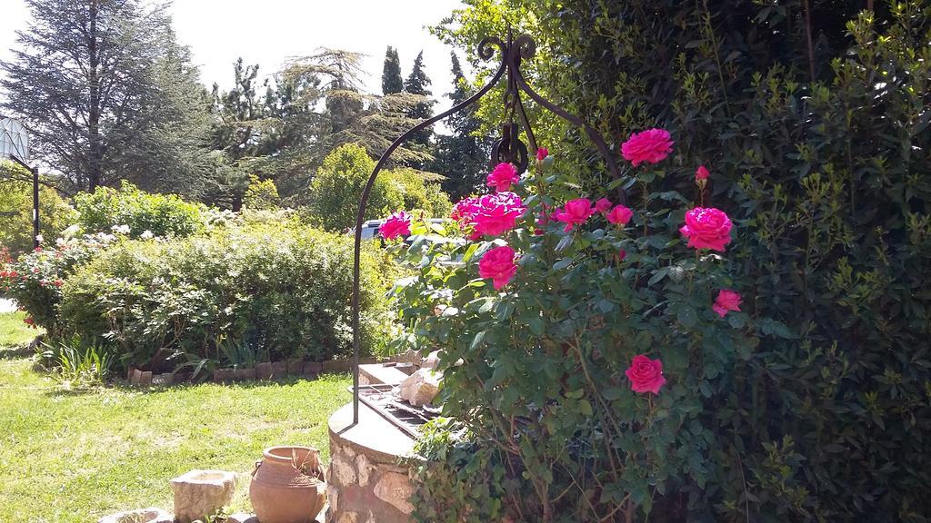 Chastel Hotel Aix-en-Provence Bagian luar foto